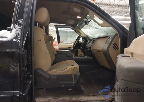 2014 Ford F-250 Xlt z USA, uszkodzony, nr VIN 1FT7X2B66EEA36566